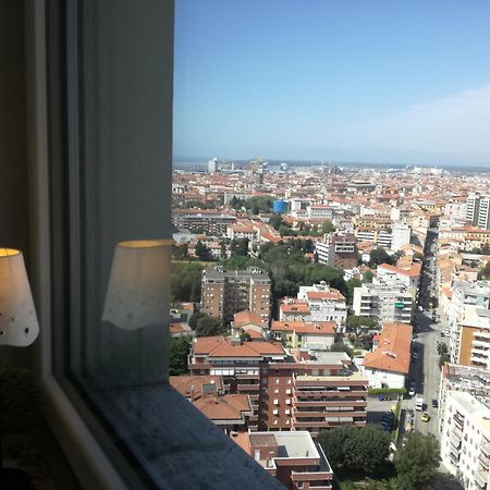 ليفورنو Il Grattacielo B&B المظهر الخارجي الصورة